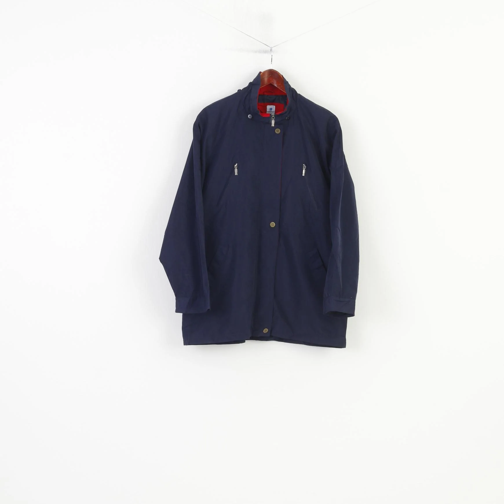 Women's vintage & second hand clothes